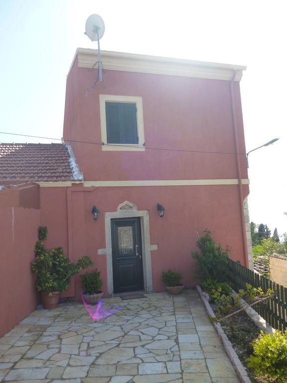 Vila Anemos Afión Pokoj fotografie